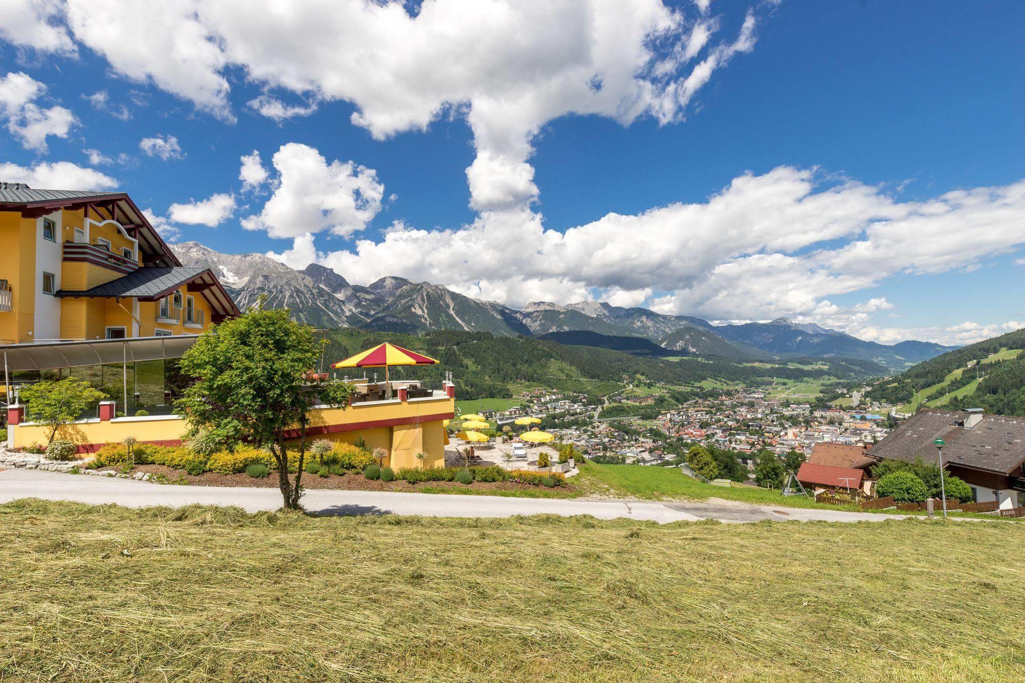 Schuetterhof Hotel 4*